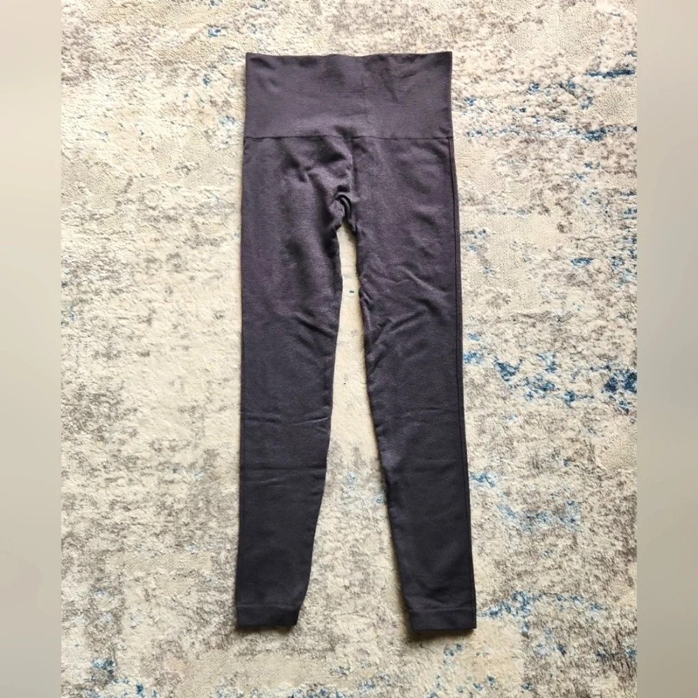 🥳‎ 5 for $25 BUNDLE Spanx Women's Medium Grey Seamless Leggings